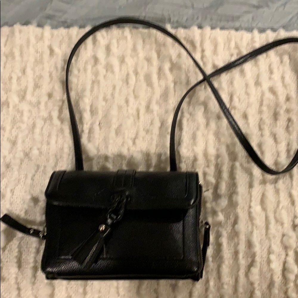 Classic Crossbody